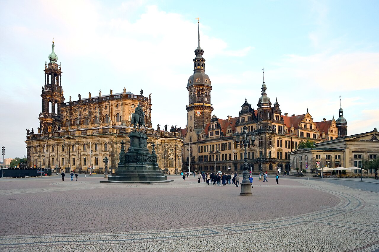 The tall Hausmann Tower rising above the castle