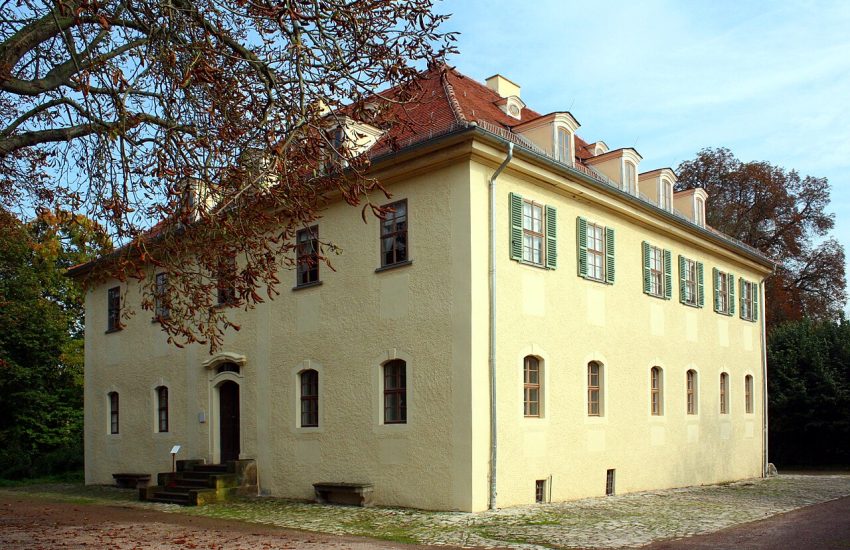The front of Tiefurt House