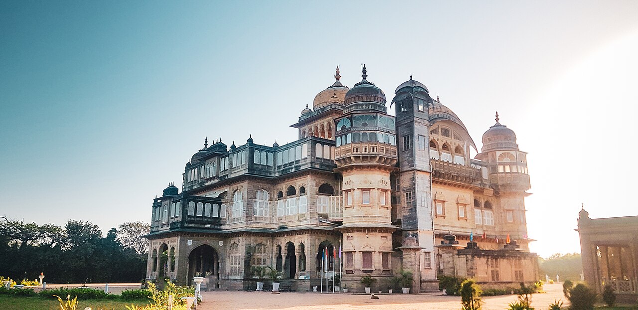 The palace of the Kutch rulers near Mandvi