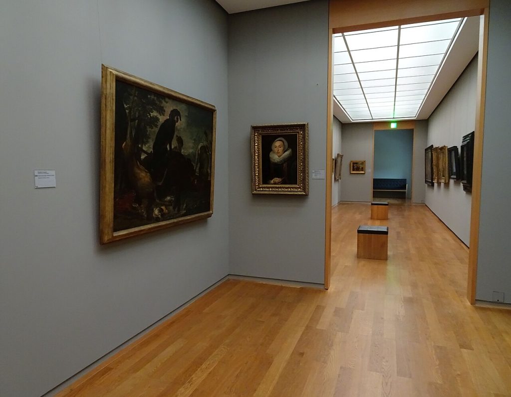 Another room of the painting gallery