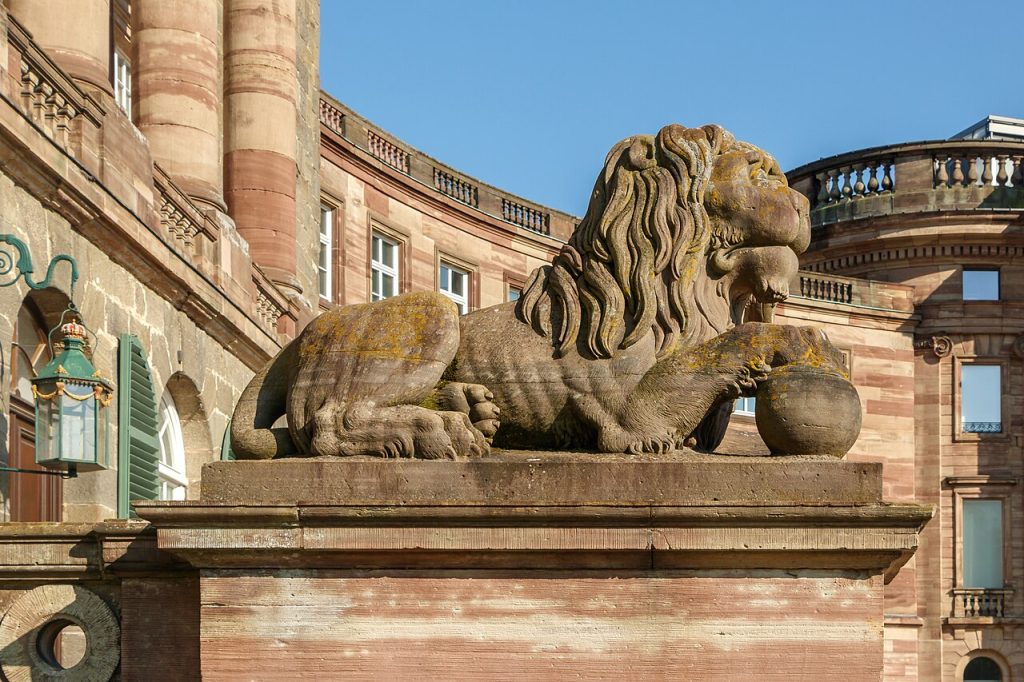 A lion sculpture at the palace